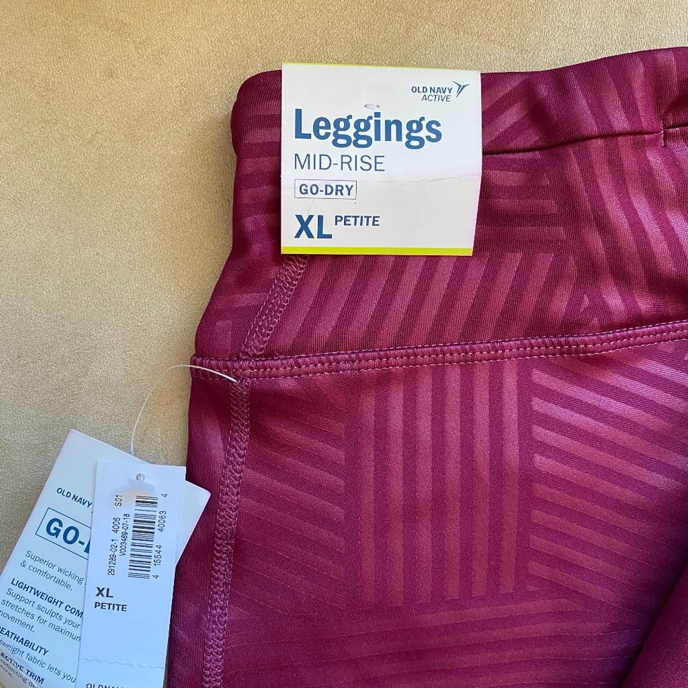 NWT Old Navy Active Leggings